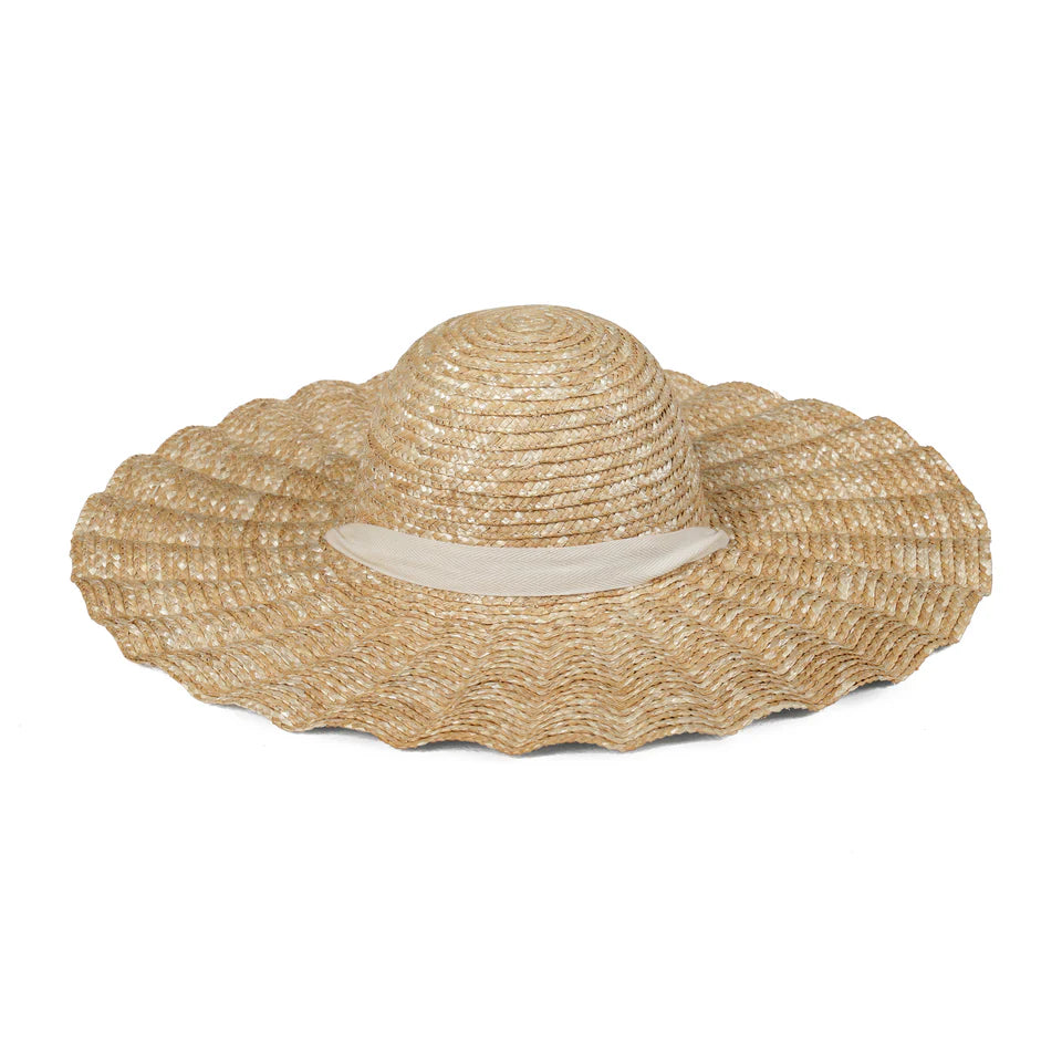 Lack of Color: Scalloped Dolce Hat